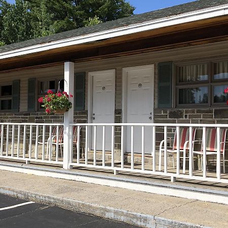 كوينزبيري Wakita Court Motel المظهر الخارجي الصورة